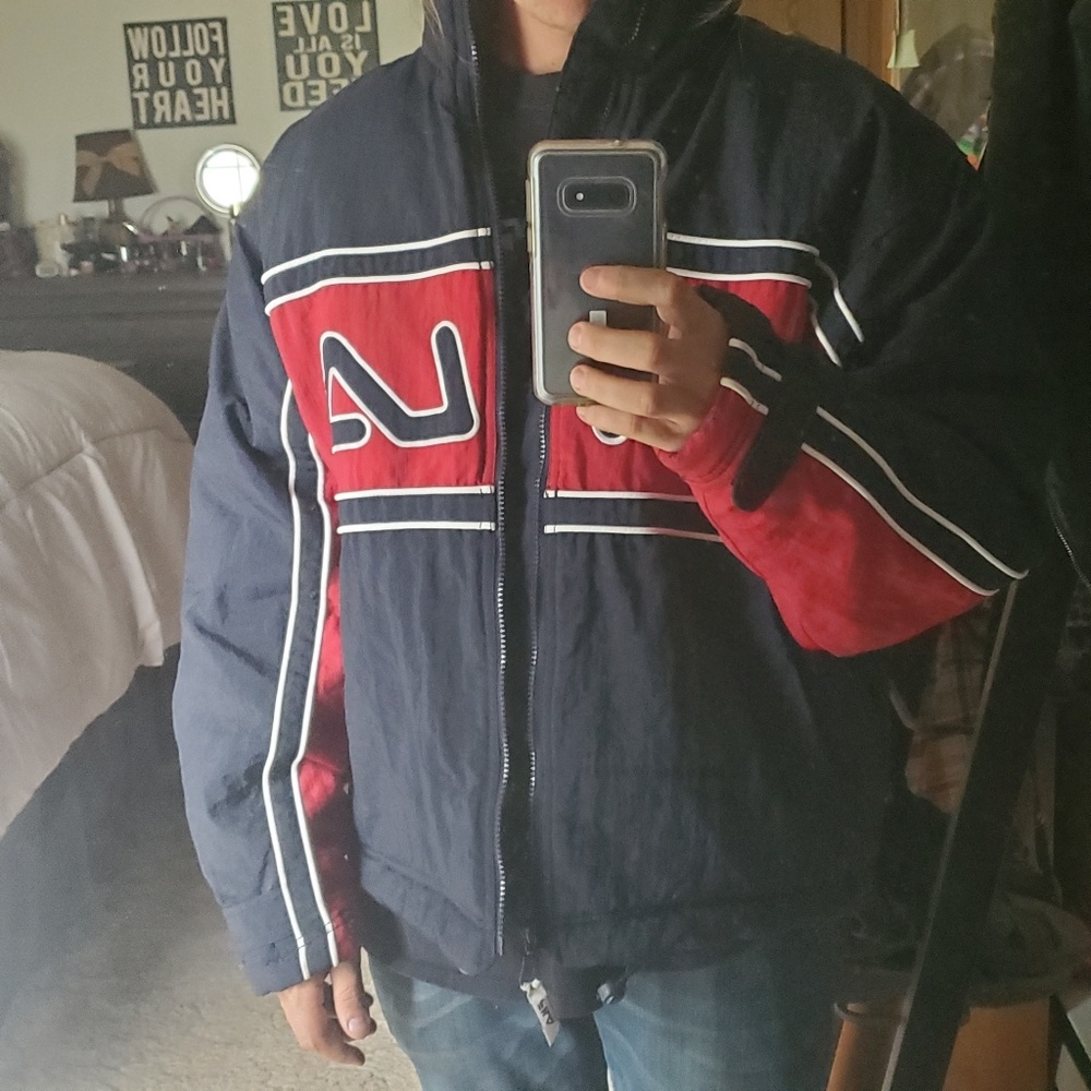 🔥sold🔥Hooded FILA Puffer Coat--Embroidered! - Picture 8 of 8